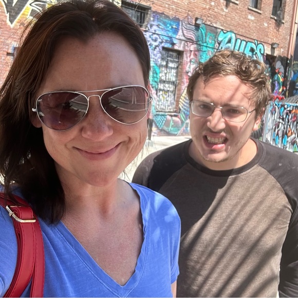 Meet your Posher, Julie - Picture 9 of 9